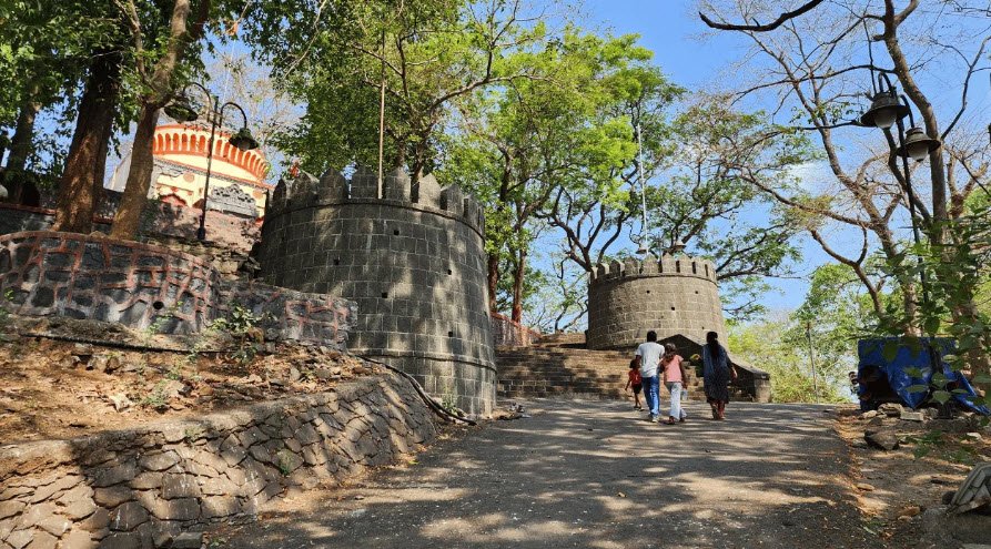 Durgadi Fort, Mumbai City, Maharashtra - Vushii.com